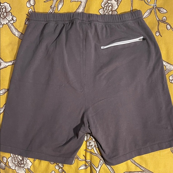 Gray Men's Shorts-M - Picture 2 of 5